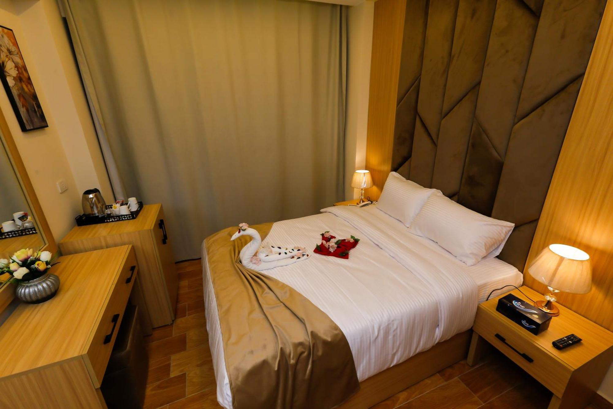 Rizk Pyramids View Hotel Kafret el-Gabal Eksteriør billede